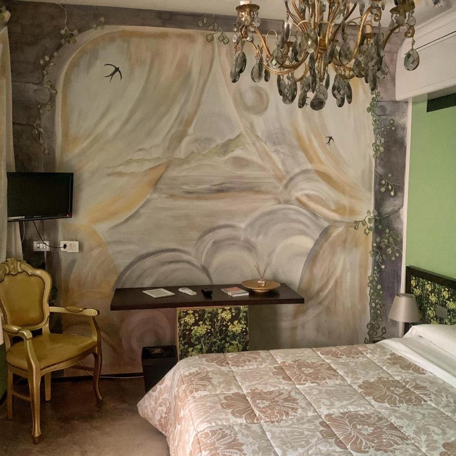 Cortiletto D'Alba Camere Con Ristorante Екстер'єр фото